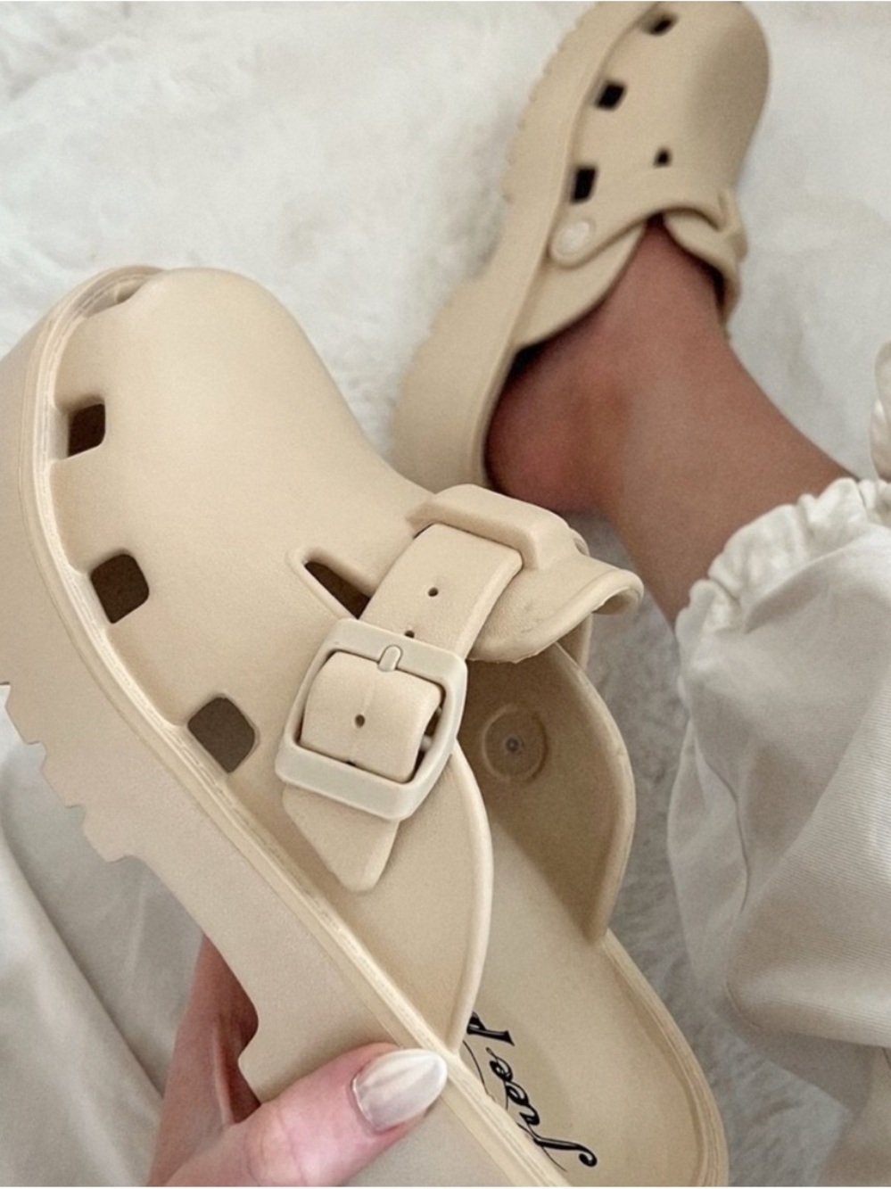 Free People “Karlie” clog